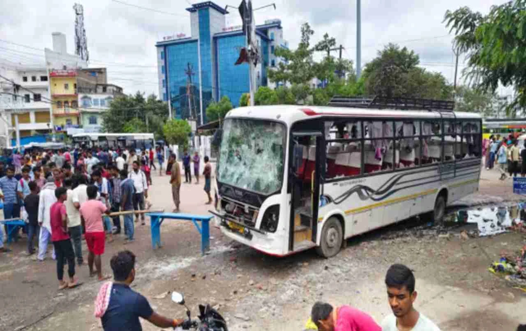 भरतपुर सड़क हादसा: रॉन्ग साइड से आई बस ने बाइक सवार को कुचला, मौके पर मौत